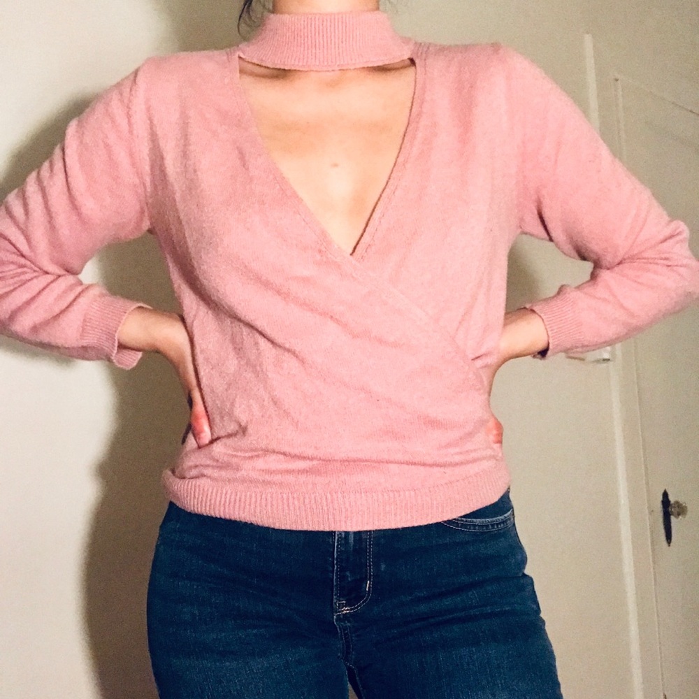 Sexy Forever 21 deep plunge wrap top